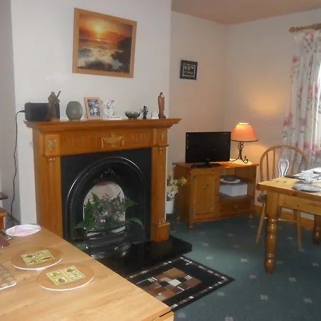 Bed & Breakfast Glen House Only 3*