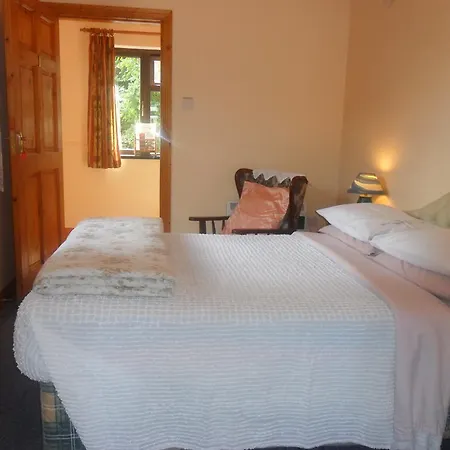 Bed & Breakfast Glen House Only 3*