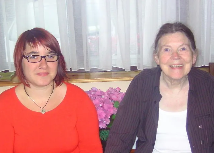 Bed & Breakfast Glen House Only