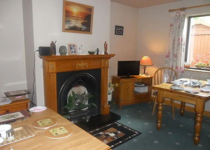 Bed & Breakfast Glen House Only 4*