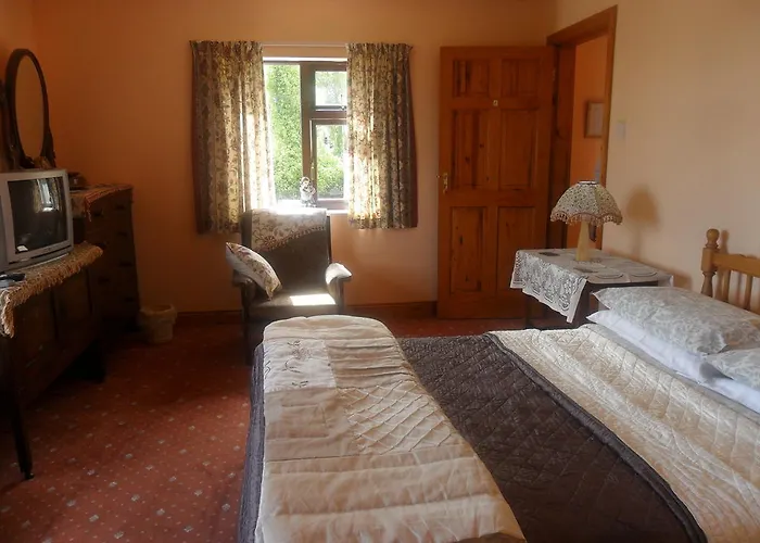 Bed & Breakfast Glen House Only 4*